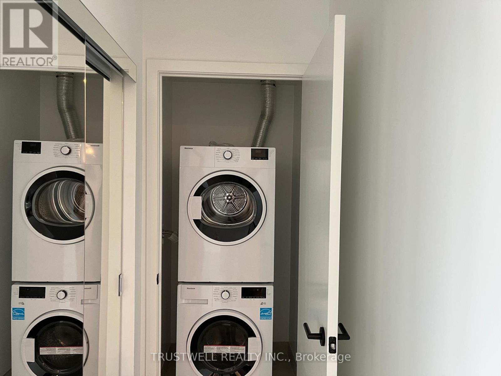 2108 - 2495 Eglinton Avenue W, Mississauga (Central Erin Mills), Ontario  L5M 2V8 - Photo 7 - W12678080