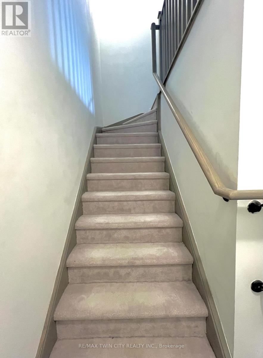 32 - 3550 Colonial Drive, Mississauga, Ontario  L5L 0C1 - Photo 11 - W12678094