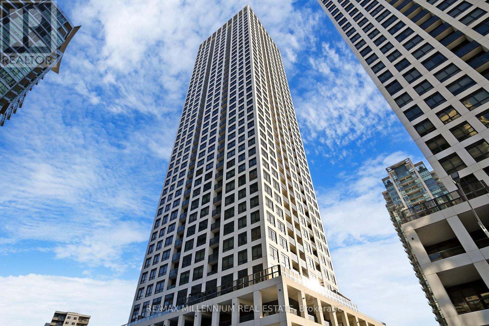 1706 - 30 ELM DRIVE W, Mississauga, Ontario