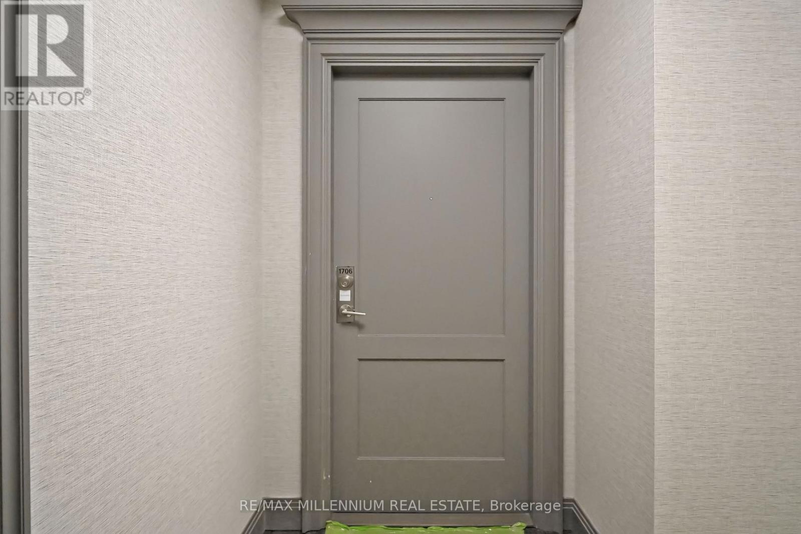 1706 - 30 Elm Drive W, Mississauga, Ontario  L5B 0N6 - Photo 29 - W12678120