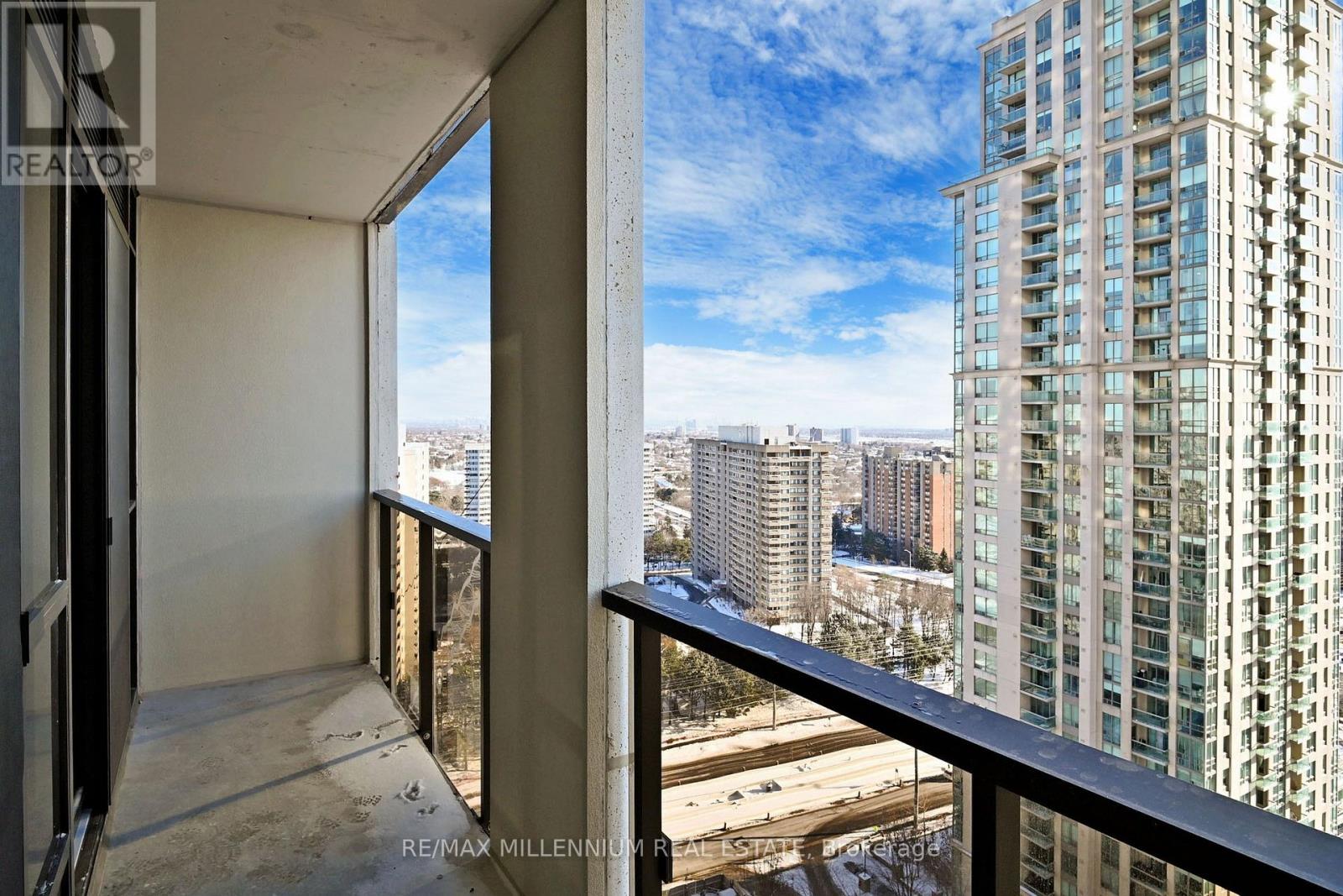 1706 - 30 Elm Drive W, Mississauga, Ontario  L5B 0N6 - Photo 32 - W12678120