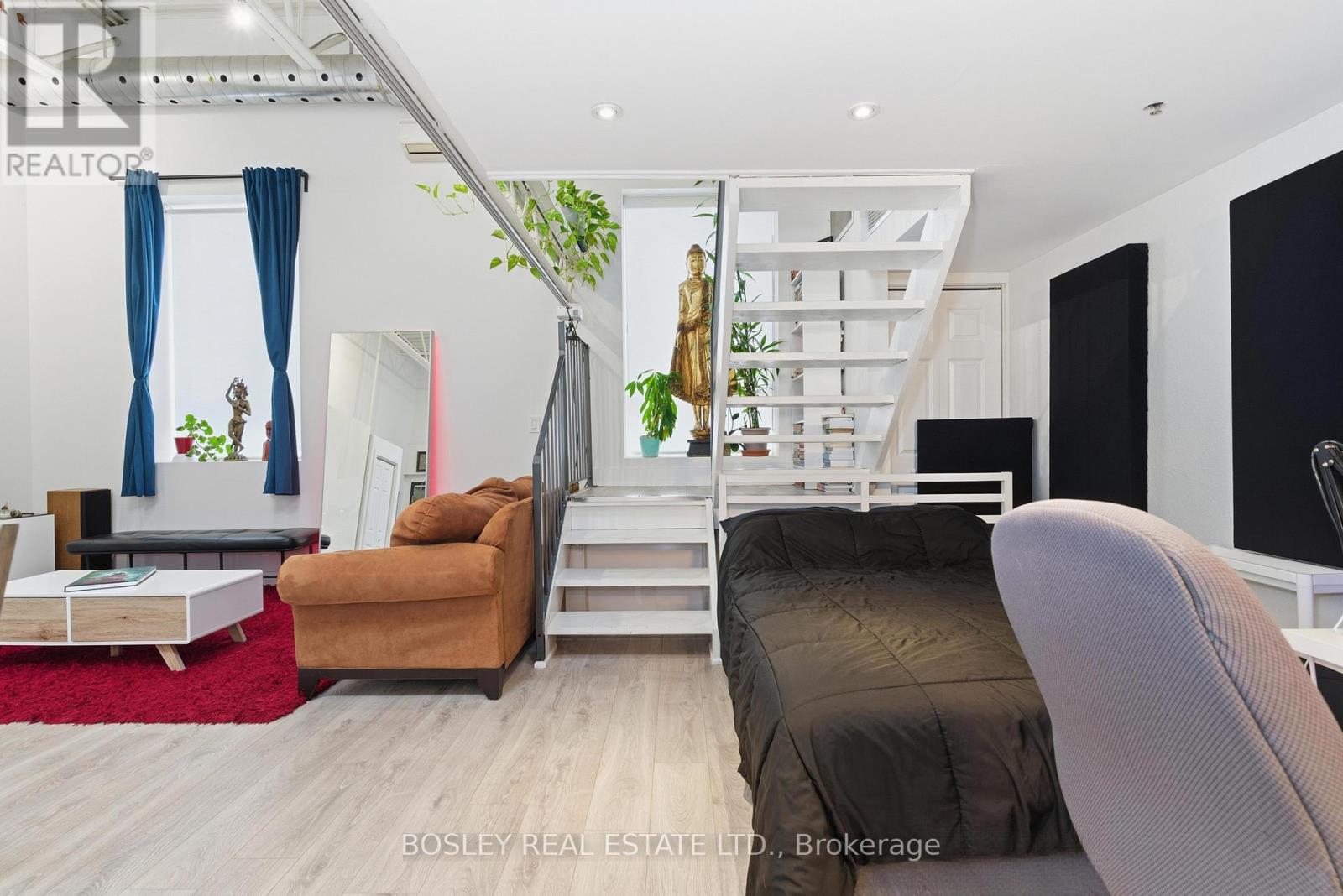 209 - 347 Sorauren Avenue, Toronto, Ontario  M6R 2G8 - Photo 11 - W12678146