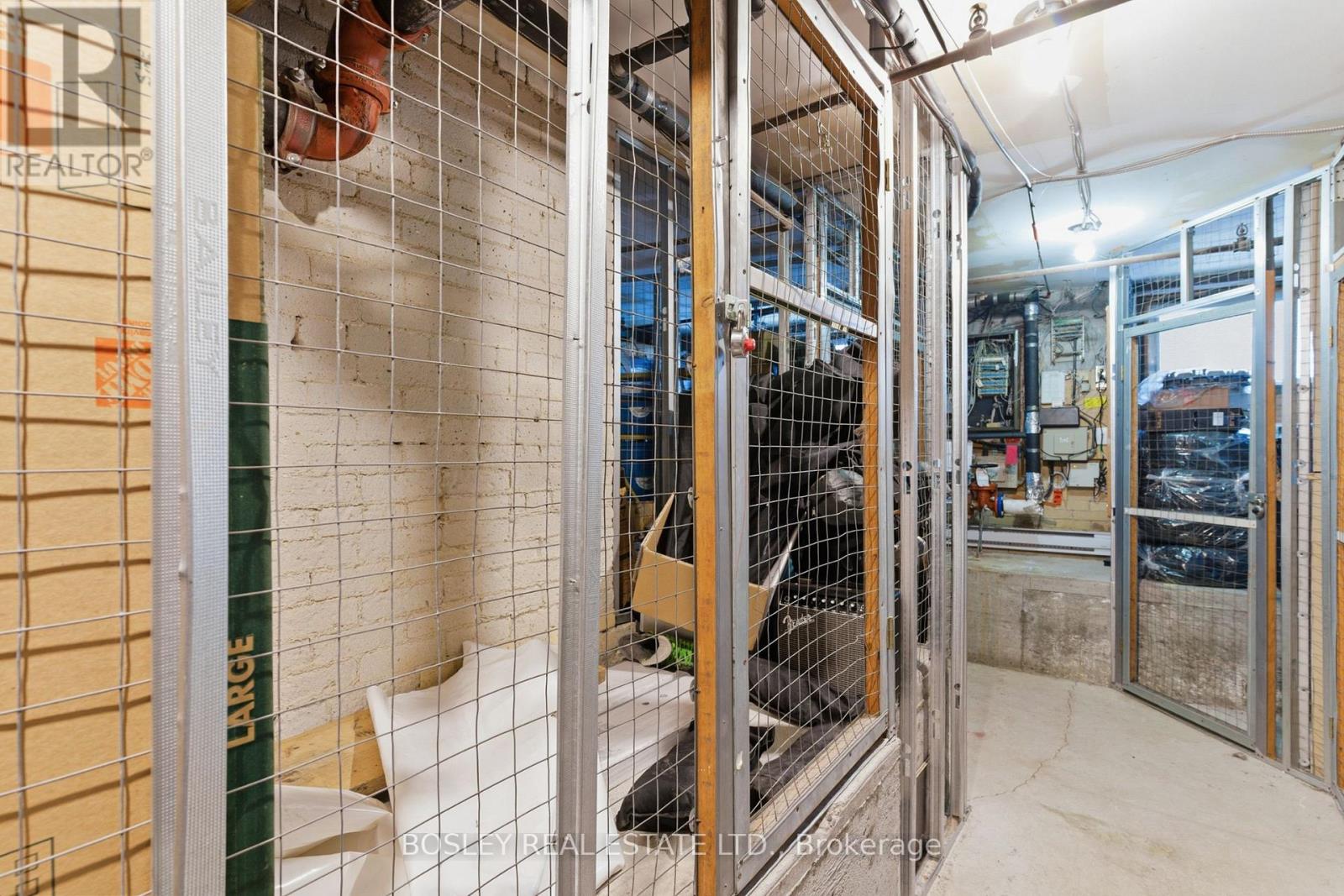 209 - 347 Sorauren Avenue, Toronto, Ontario  M6R 2G8 - Photo 22 - W12678146