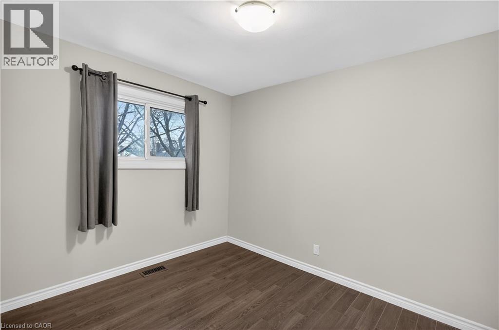 399 East 15th Street, Hamilton, Ontario  L9A 4G9 - Photo 15 - 40796265