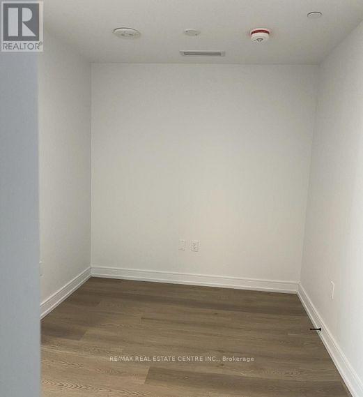 915 - 1 Jarvis Street, Hamilton, Ontario  L8R 0A8 - Photo 11 - X12674556