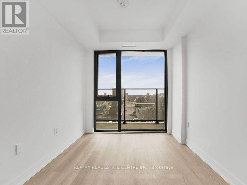 915 - 1 Jarvis Street, Hamilton, Ontario  L8R 0A8 - Photo 8 - X12674556