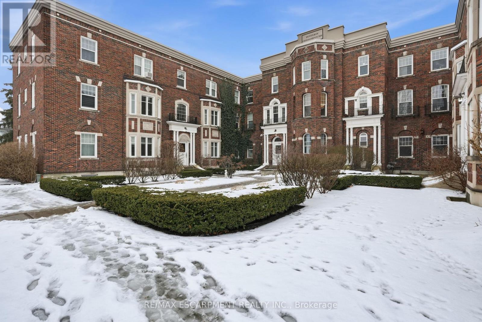 3 - 54 Dufferin Avenue, Brantford, Ontario  N3T 4P5 - Photo 3 - X12678038