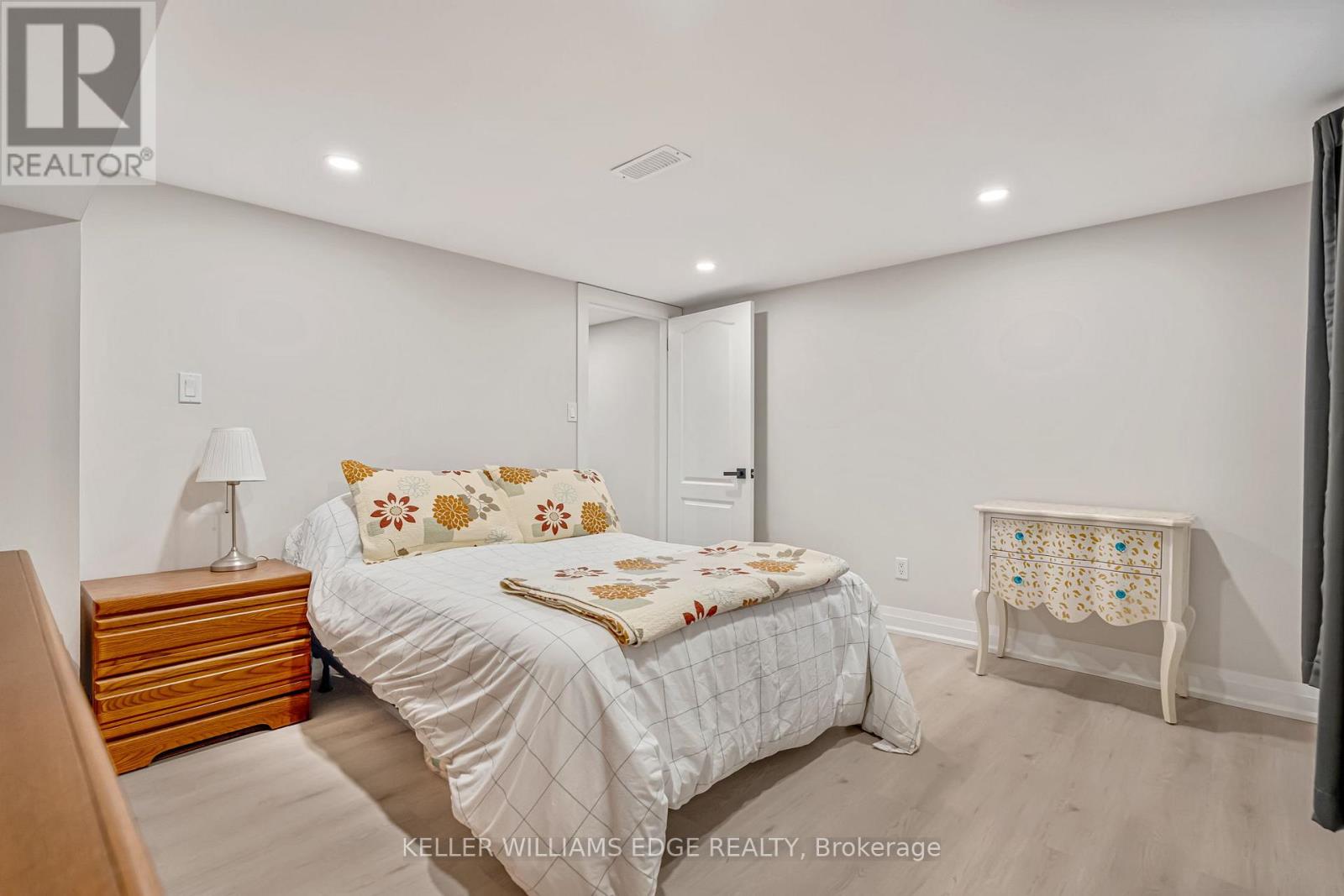 101 Corman Avenue, Hamilton, Ontario  L8G 3W3 - Photo 35 - X12678052