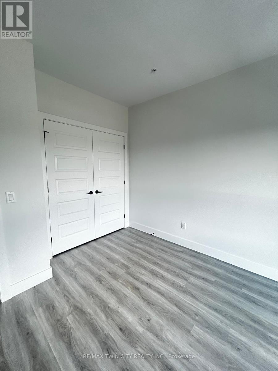 303 - 1000 Lackner Place, Kitchener, Ontario  N2A 0L3 - Photo 10 - X12678096