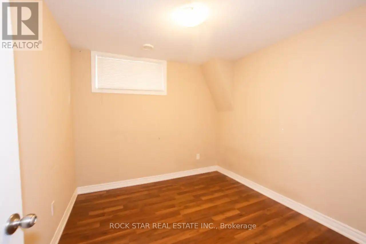 15 Townline Road E, St. Catharines, Ontario  L2T 1A1 - Photo 23 - X12678166