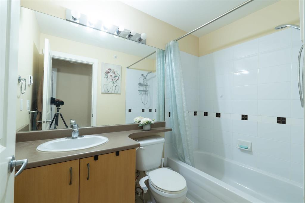 19537 Fraser Highway, Surrey, British Columbia  V3S 6K7 - Photo 13 - C8074940