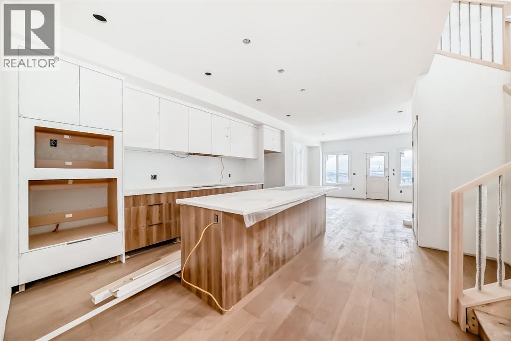 116 Heritage Manor, Cochrane, Alberta  T4C 0L3 - Photo 8 - A2273776