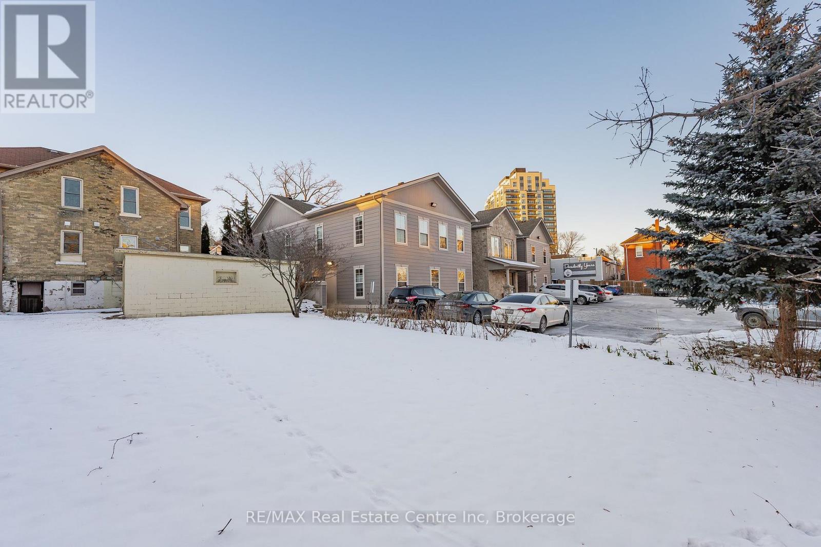 103 Surrey Street E, Guelph (Downtown), Ontario  N1H 3P7 - Photo 18 - X12405145