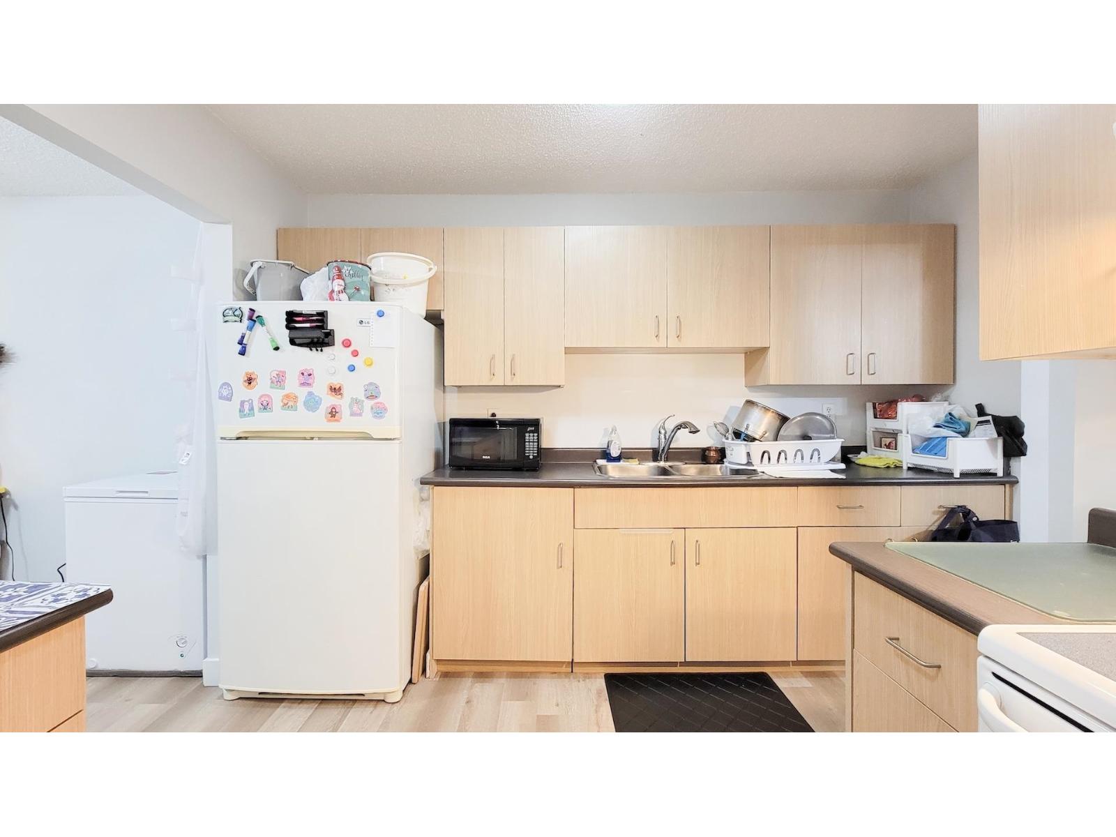 214 33400 Bourquin Place, Abbotsford, British Columbia  V2S 5G3 - Photo 12 - R3077197