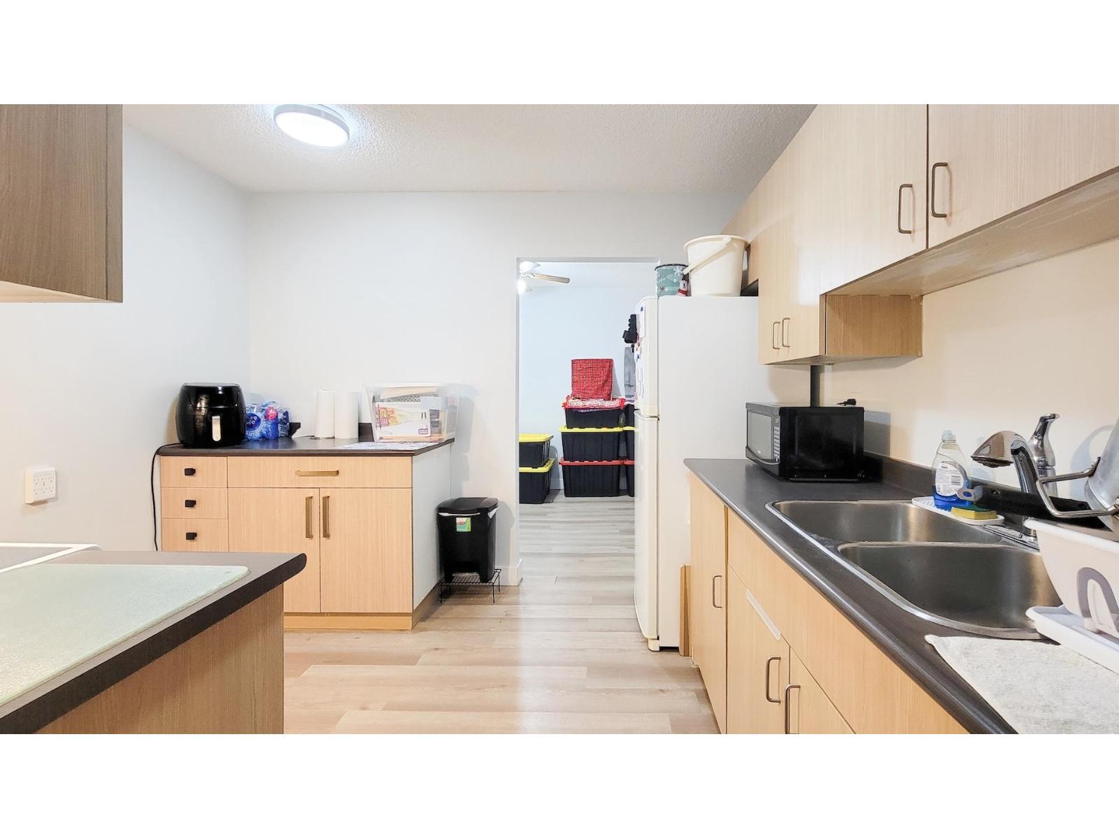 214 33400 Bourquin Place, Abbotsford, British Columbia  V2S 5G3 - Photo 13 - R3077197