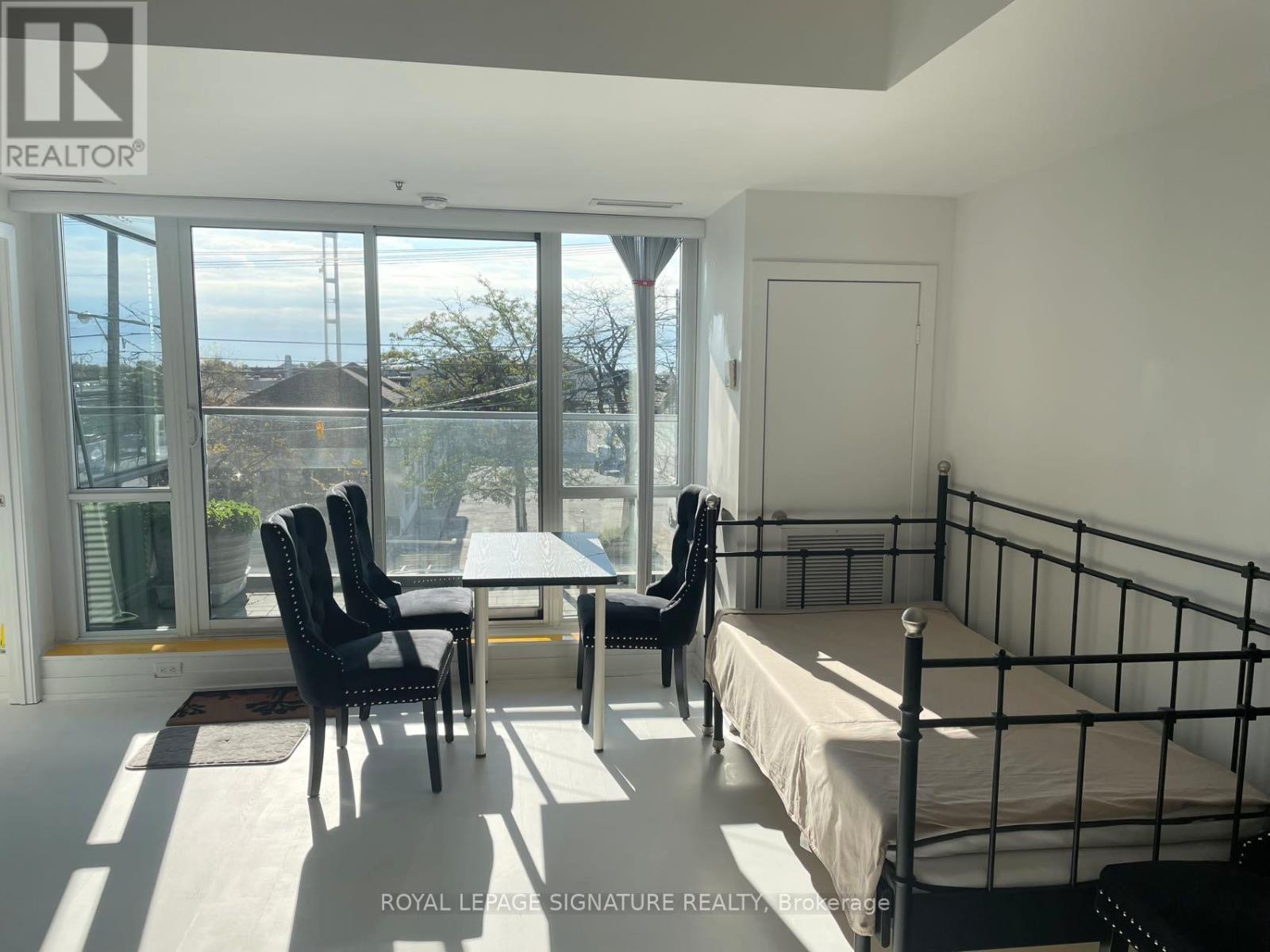 201 - 51 Lady Bank Road S, Toronto (Stonegate-Queensway), Ontario  M8Z 0C9 - Photo 11 - W12653292