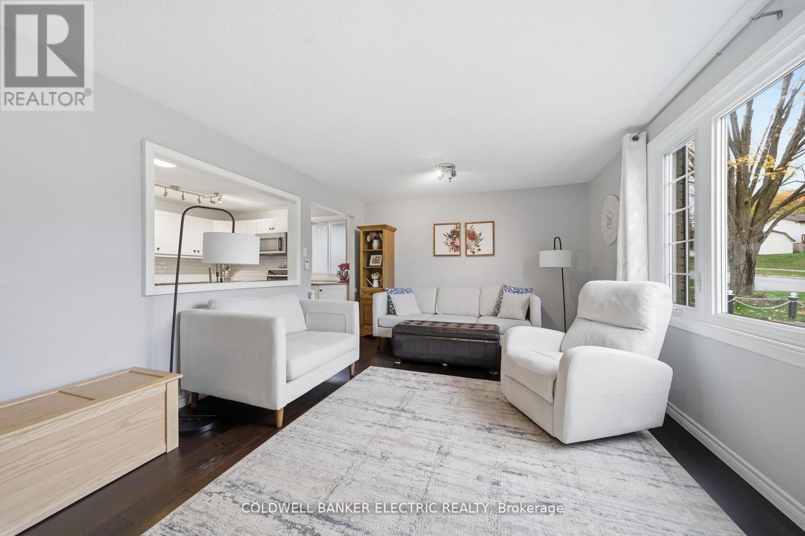 1673 Redwood Drive, Peterborough, Ontario  K9K 1M2 - Photo 7 - X12678212