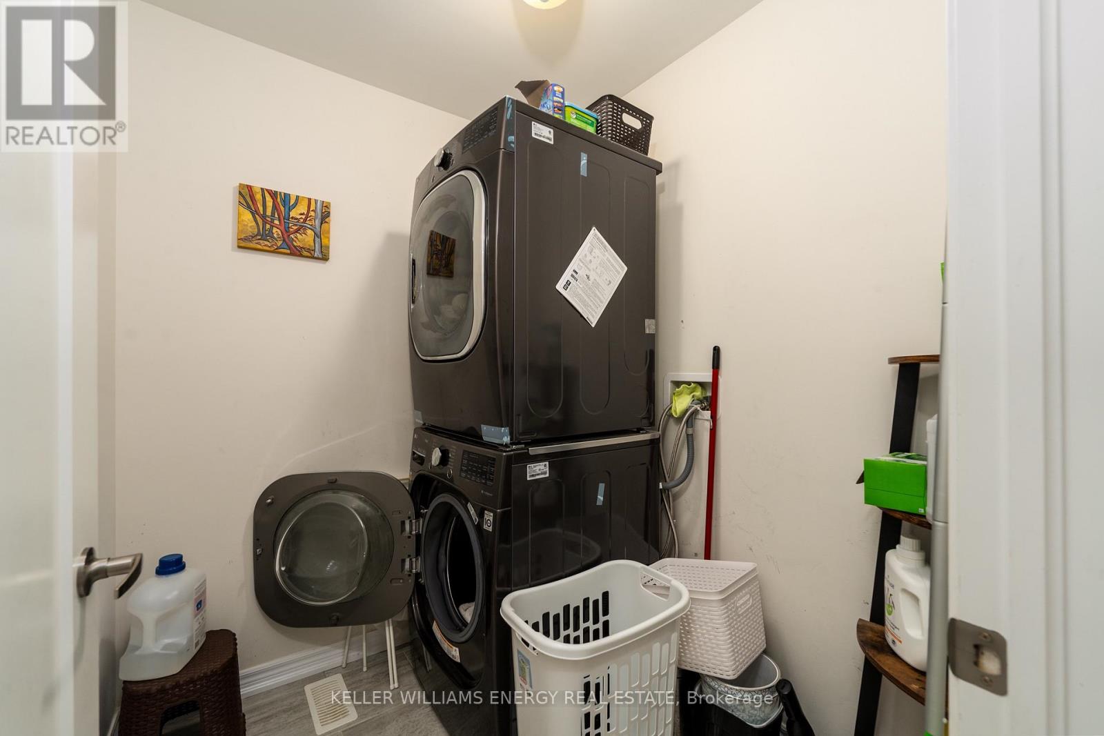 36 Angela Crescent, Niagara-On-The-Lake, Ontario  L0S 1J1 - Photo 32 - X12678266