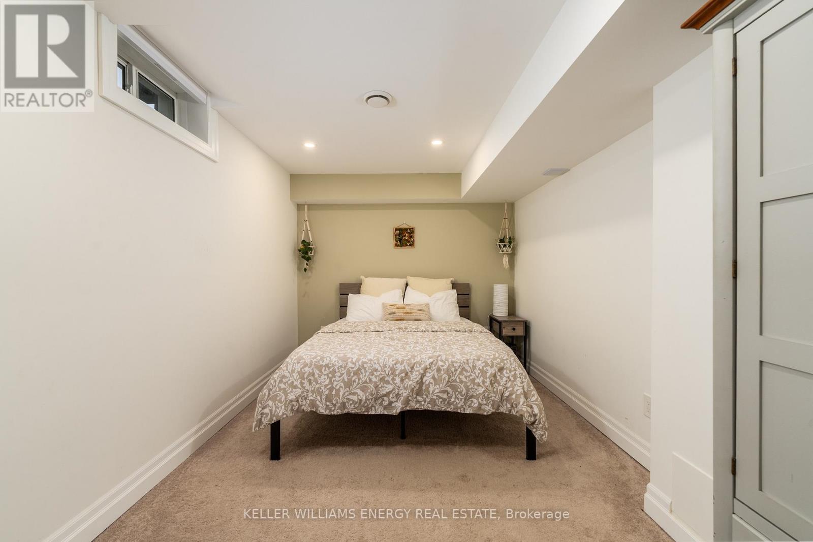 36 Angela Crescent, Niagara-On-The-Lake, Ontario  L0S 1J1 - Photo 41 - X12678266