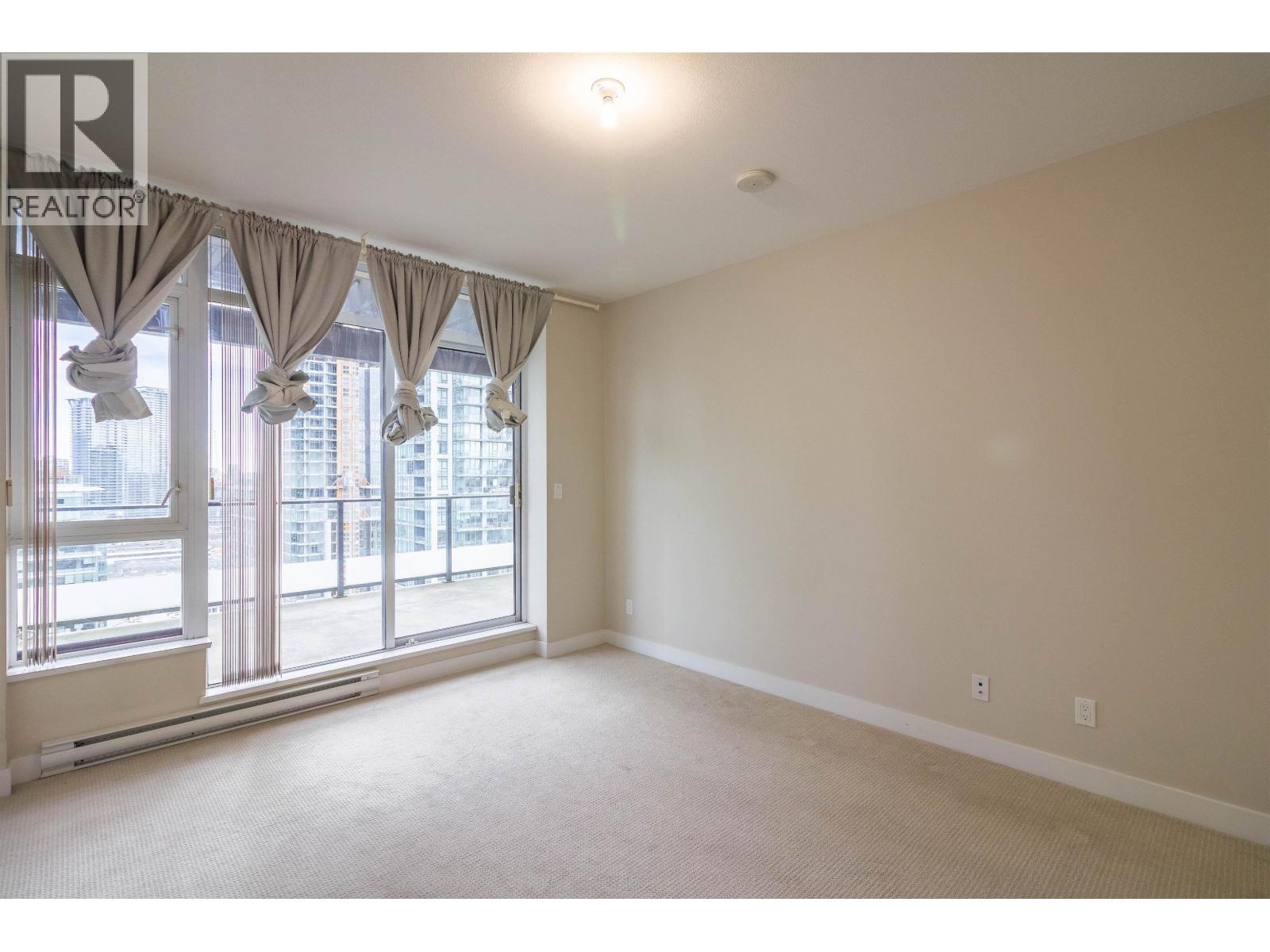 2302 2077 Rosser Avenue, Burnaby, British Columbia  V5C 0G6 - Photo 13 - R3066661