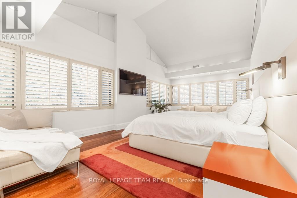 55 Willingdon Road, Ottawa, Ontario  K1M 2J6 - Photo 14 - X12678298