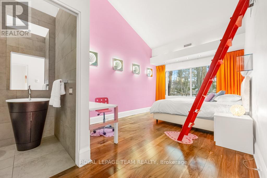 55 Willingdon Road, Ottawa, Ontario  K1M 2J6 - Photo 19 - X12678298