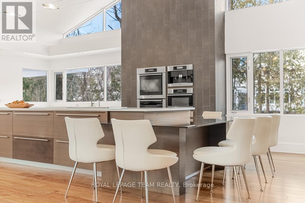 55 Willingdon Road, Ottawa, Ontario  K1M 2J6 - Photo 7 - X12678298