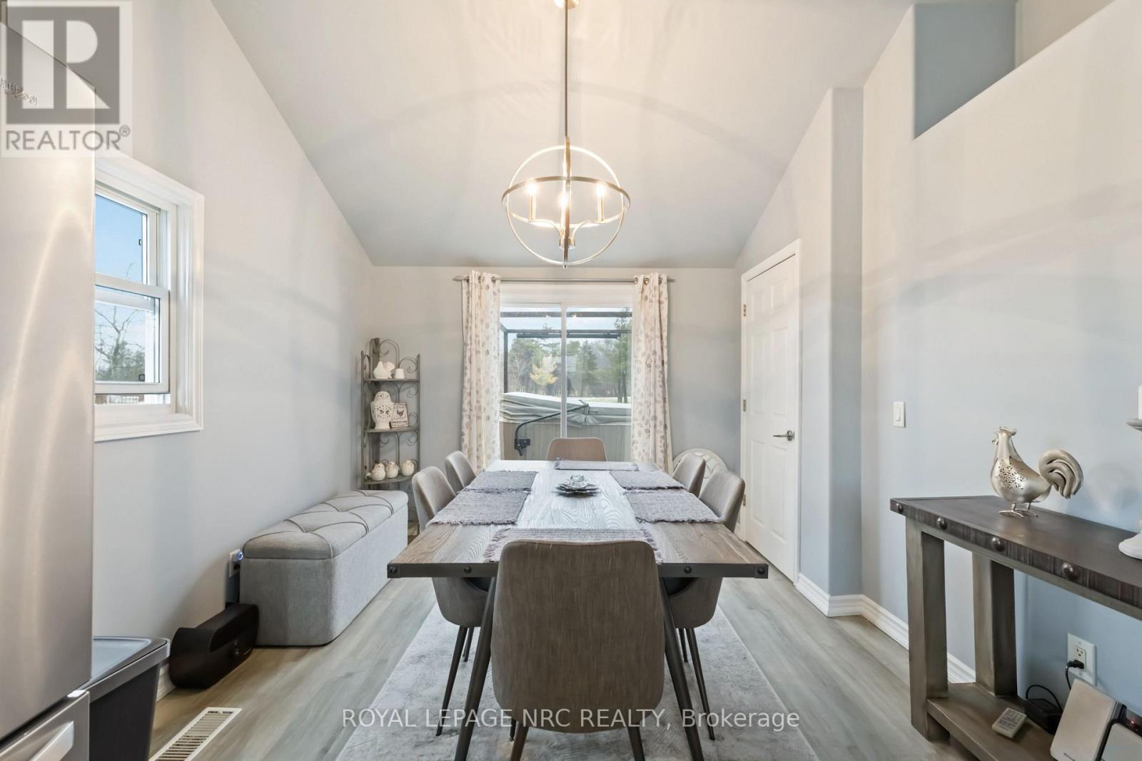 3406 Bowen Road, Fort Erie, Ontario  L0S 1S0 - Photo 11 - X12678258