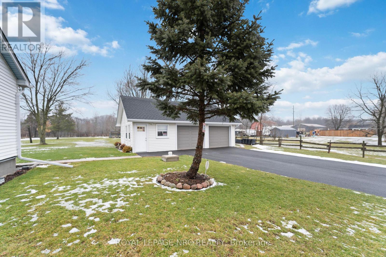 3406 Bowen Road, Fort Erie, Ontario  L0S 1S0 - Photo 4 - X12678258