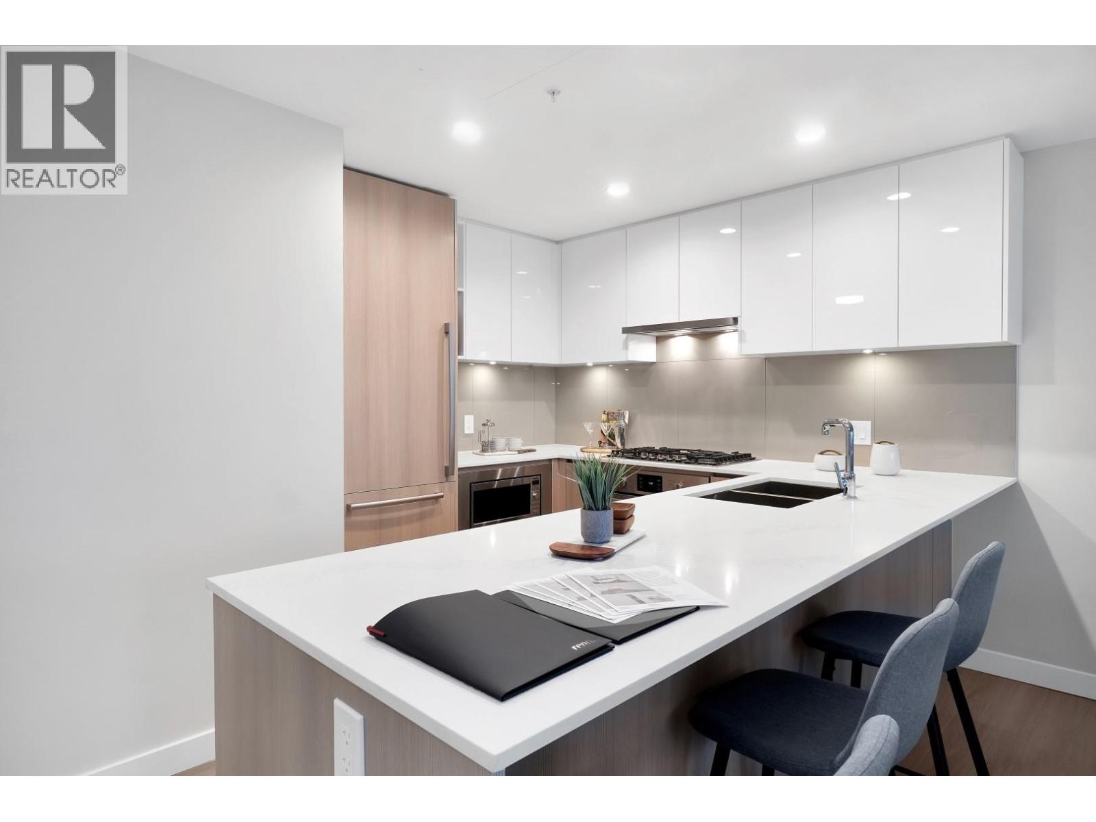 601 618 Carnarvon Street, New Westminster, British Columbia  V3M 0N9 - Photo 3 - R3077554