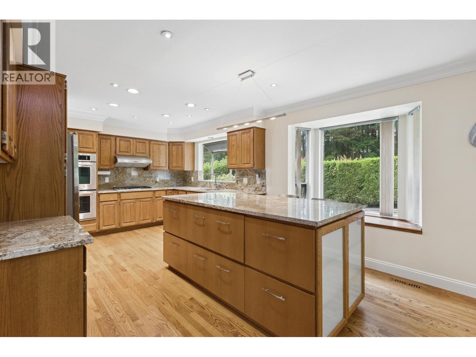 5685 Nancy Greene Way, North Vancouver, British Columbia  V7R 4W2 - Photo 13 - R3077552