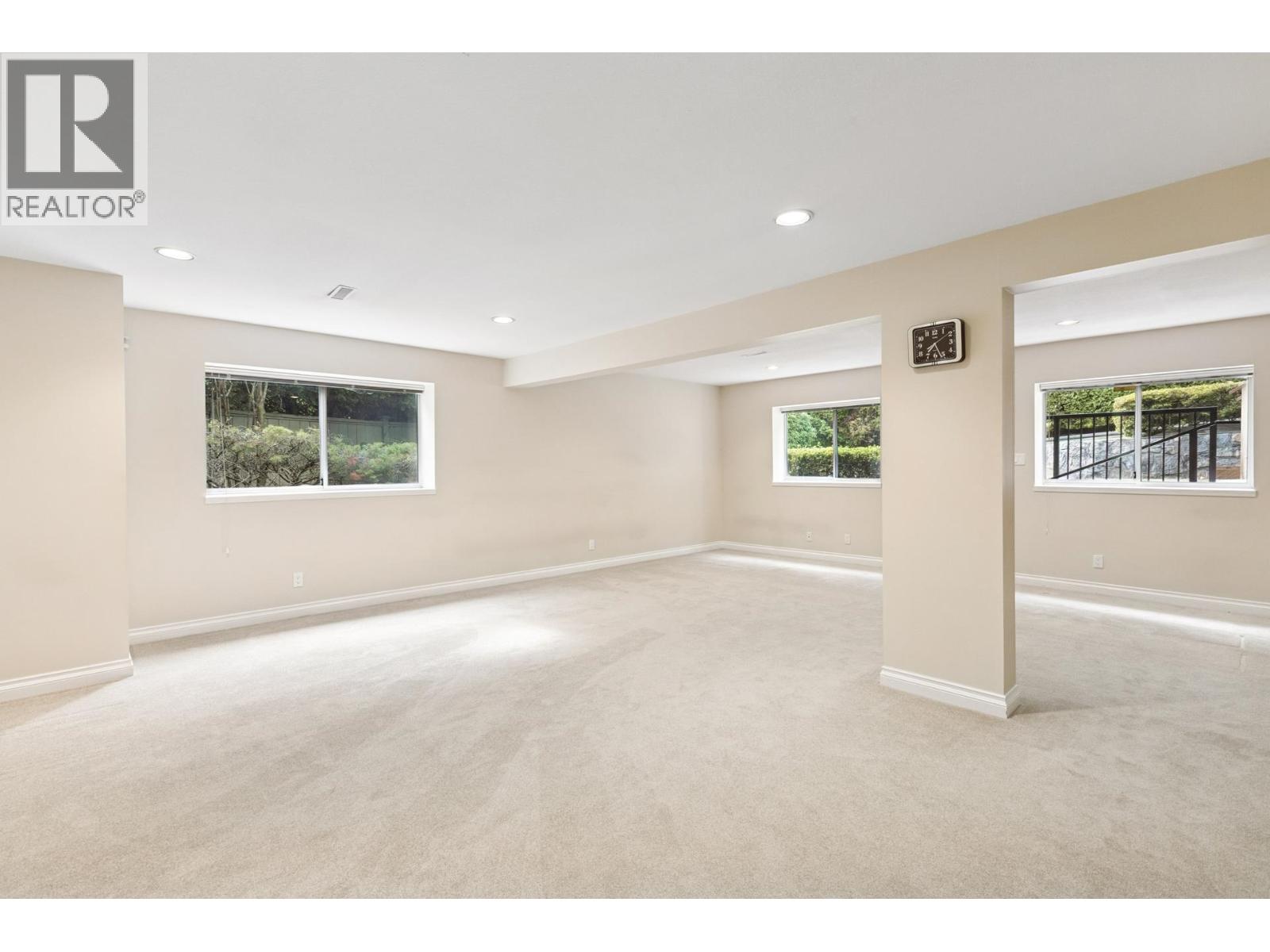 5685 Nancy Greene Way, North Vancouver, British Columbia  V7R 4W2 - Photo 36 - R3077552