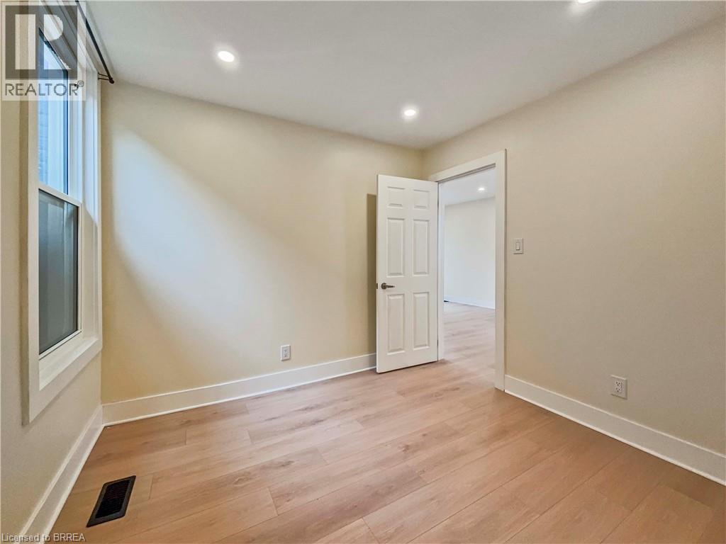 164 Nelson Street, Brantford, Ontario  N3S 4B6 - Photo 21 - 40742496