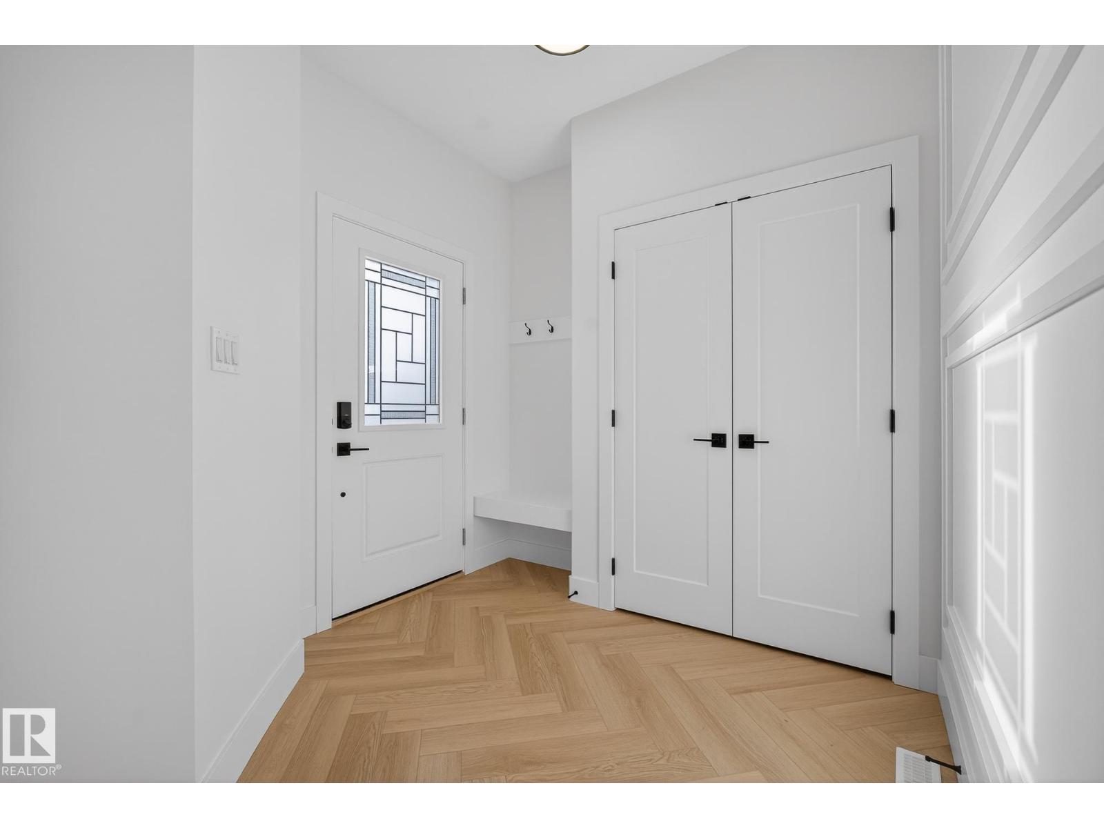 8612 181 Av Nw, Edmonton, Alberta  T5Z 0X1 - Photo 3 - E4469446