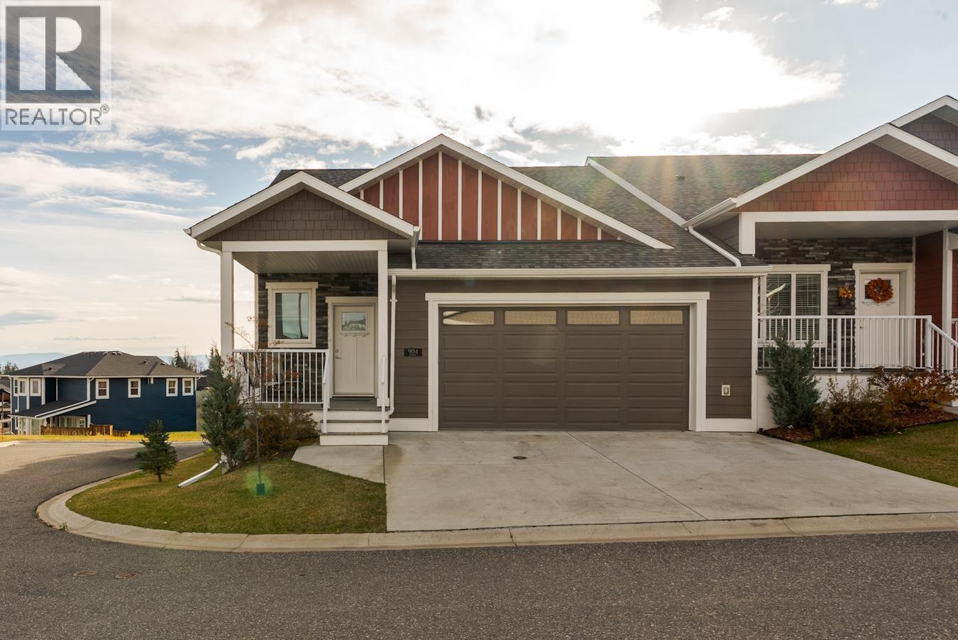 904 2425 ROWE STREET, Prince George, British Columbia