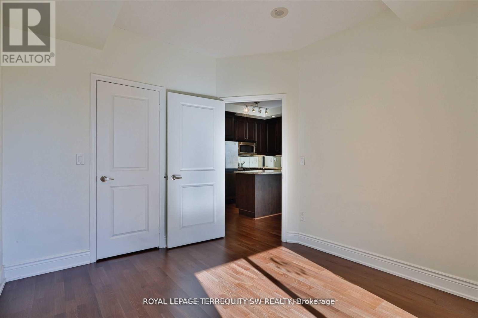 416 - 21 Grand Magazine Street, Toronto, Ontario  M5V 1B5 - Photo 13 - C12678306