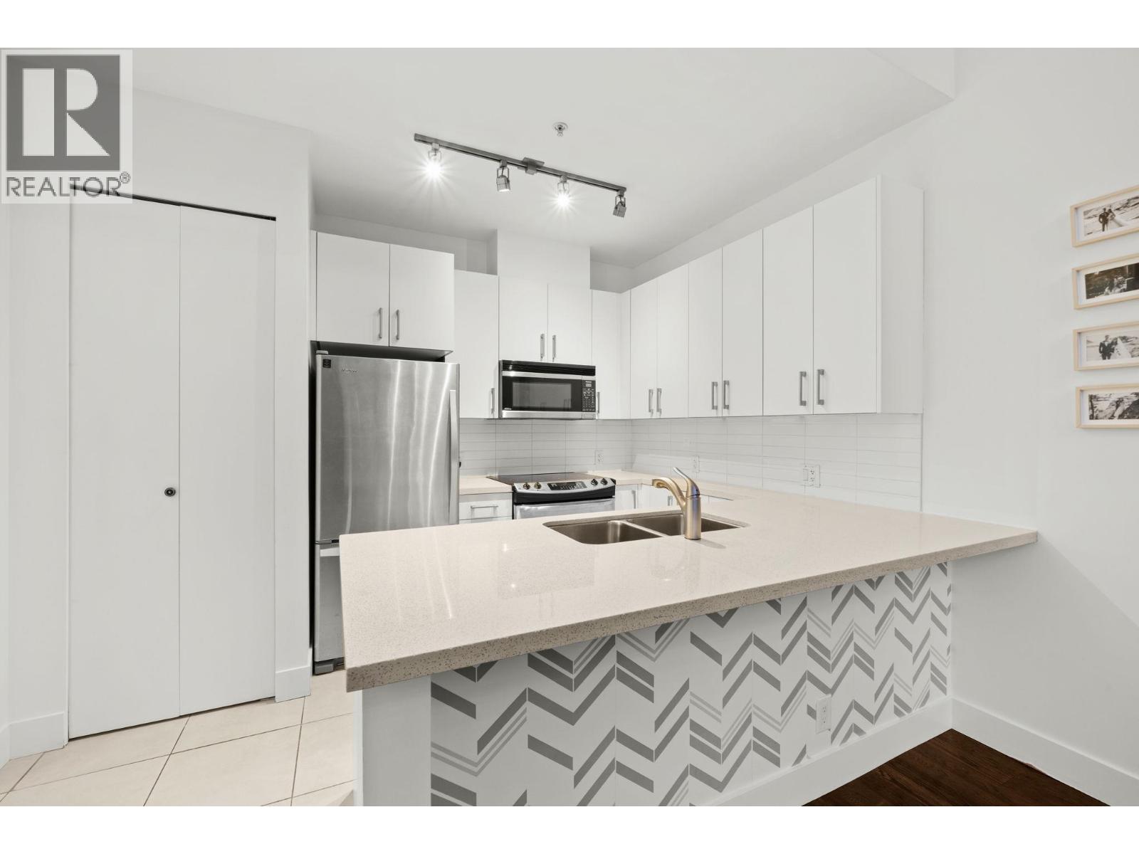 Th23 2345 Madison Avenue, Burnaby, British Columbia  V5C 0B4 - Photo 10 - R3076245