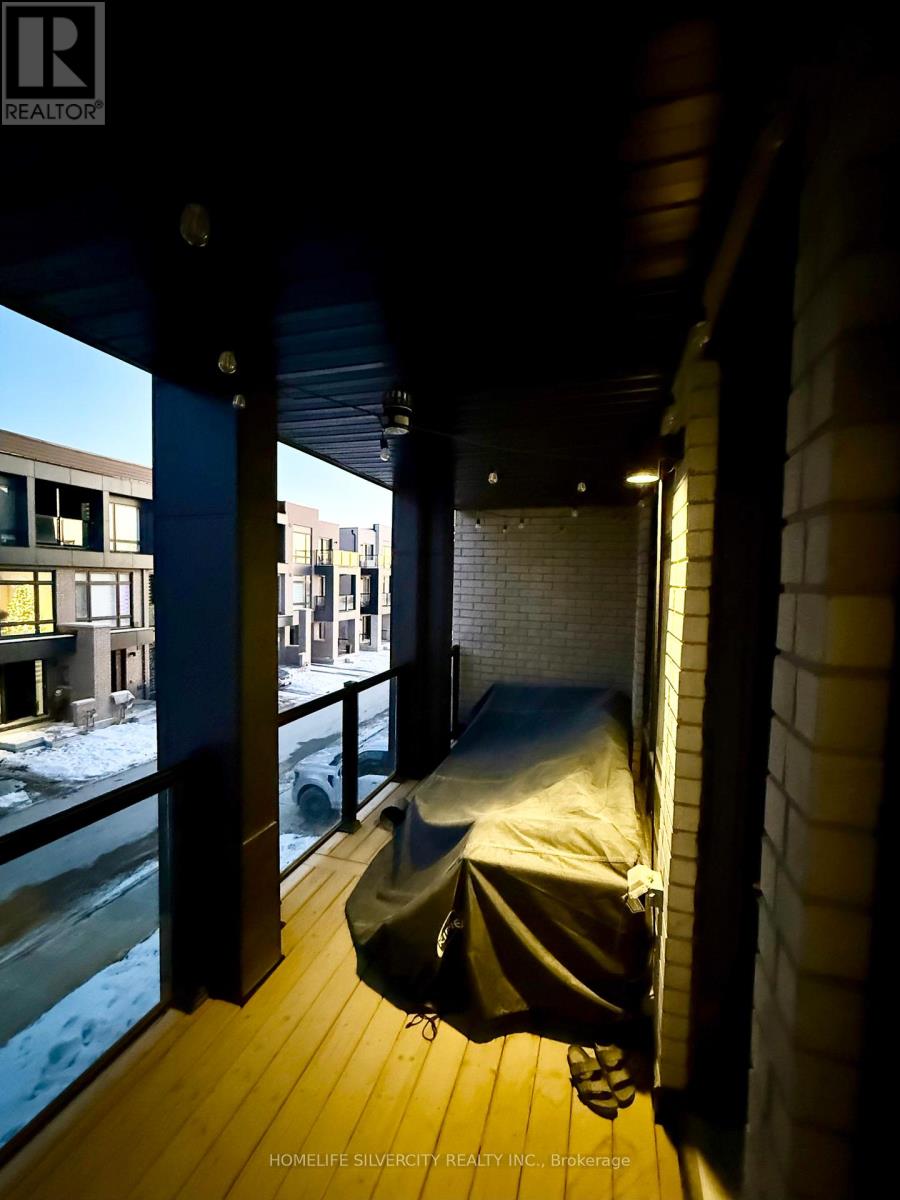 42 Chiffon Street, Vaughan, Ontario  L4L 0M6 - Photo 3 - N12678256