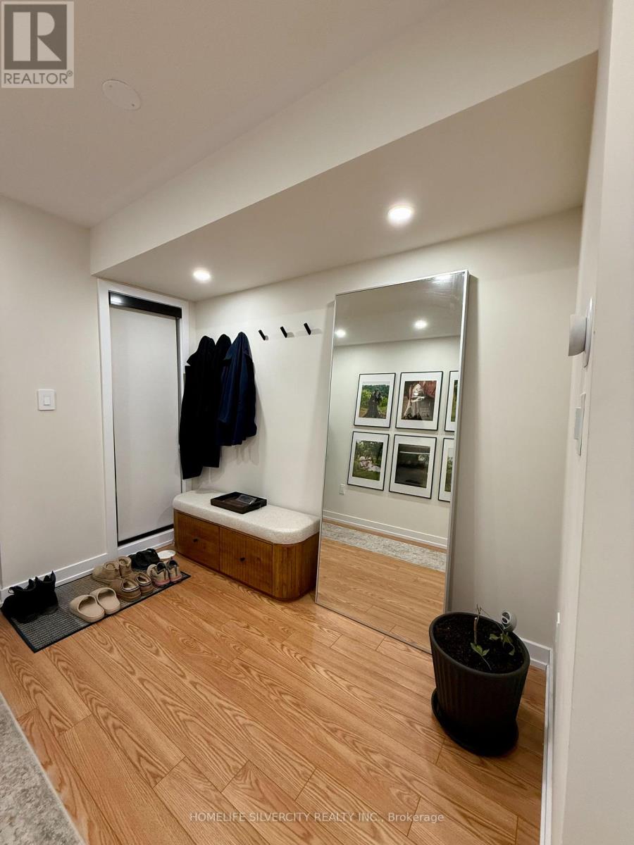 42 Chiffon Street, Vaughan, Ontario  L4L 0M6 - Photo 5 - N12678256