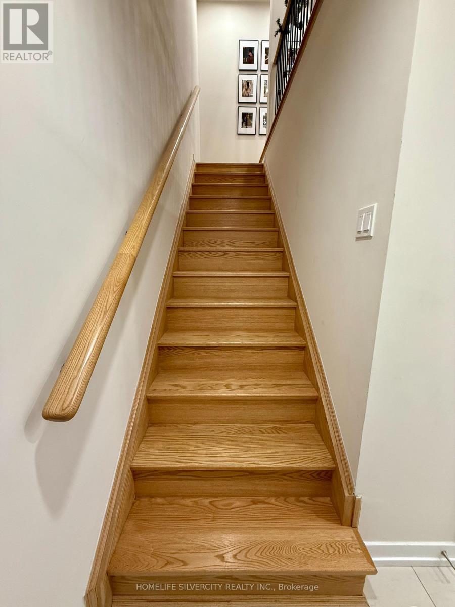 42 Chiffon Street, Vaughan, Ontario  L4L 0M6 - Photo 7 - N12678256