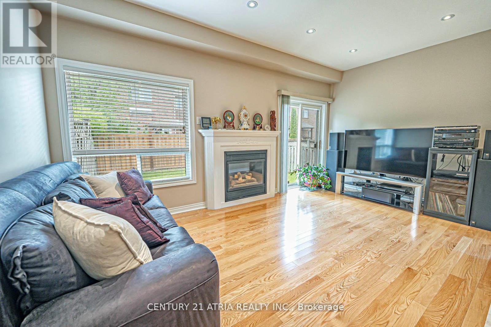 40 Nottingham Drive, Richmond Hill, Ontario  L4S 1Z6 - Photo 10 - N12678274