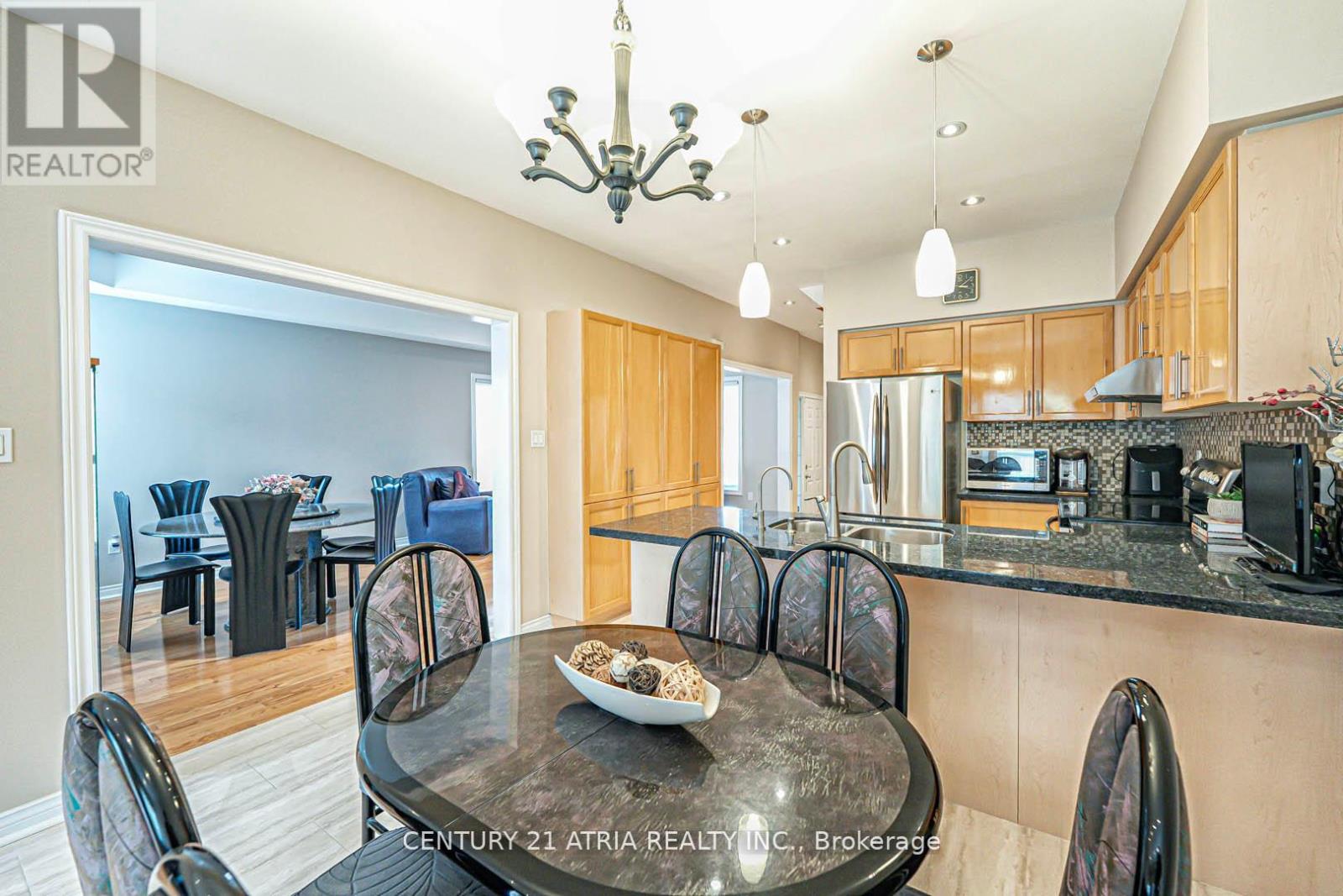 40 Nottingham Drive, Richmond Hill, Ontario  L4S 1Z6 - Photo 11 - N12678274