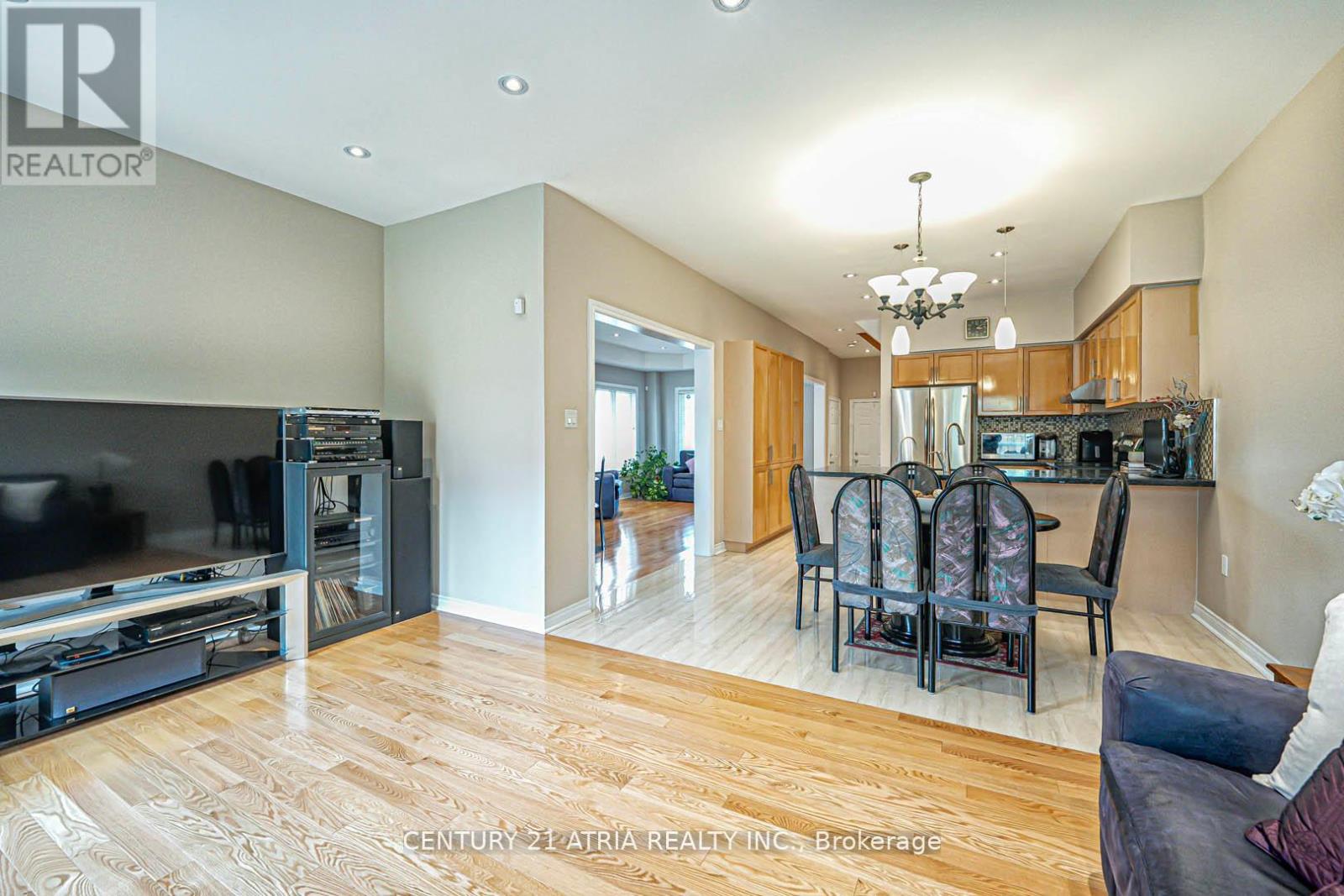 40 Nottingham Drive, Richmond Hill, Ontario  L4S 1Z6 - Photo 12 - N12678274