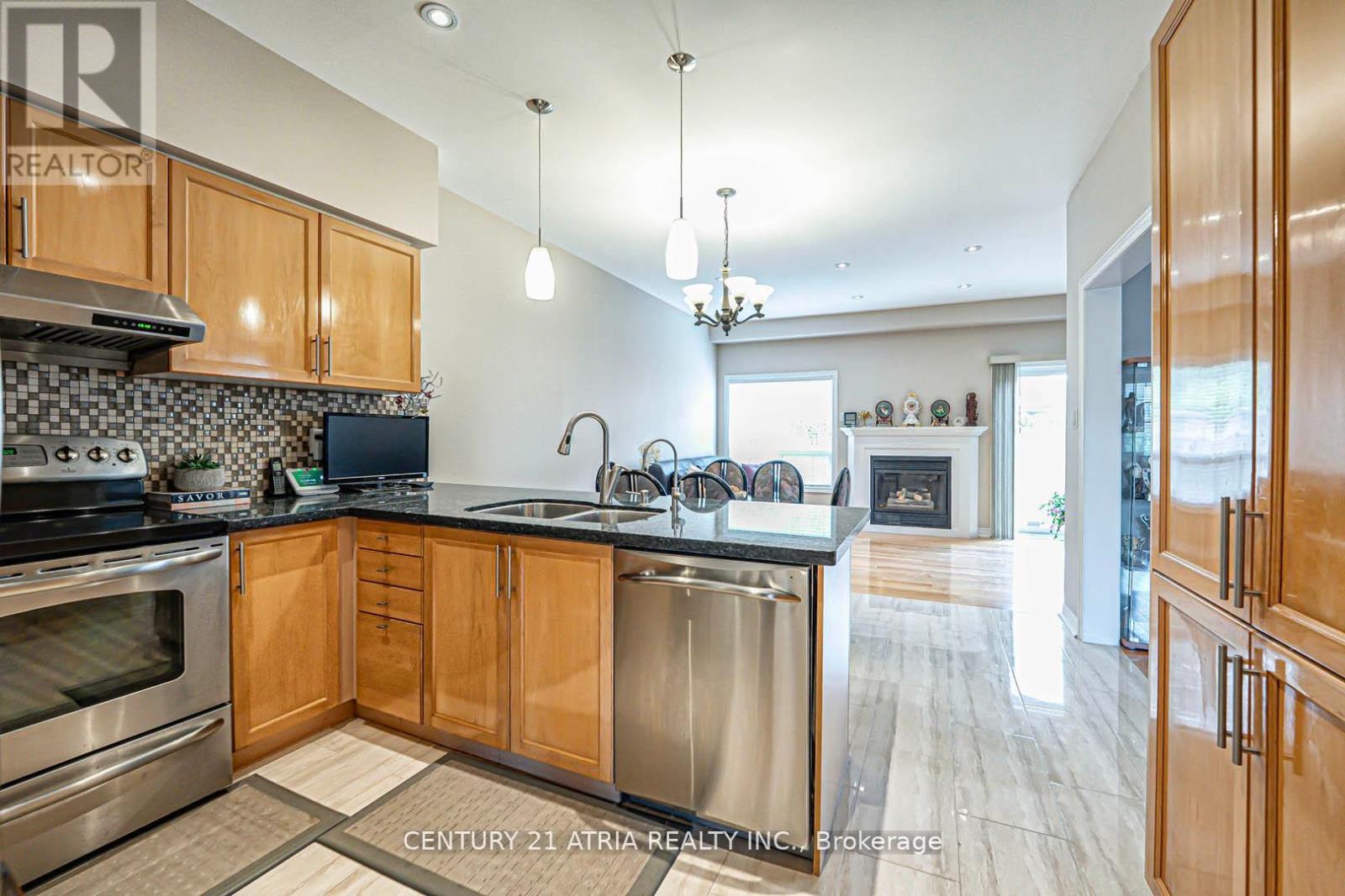 40 Nottingham Drive, Richmond Hill, Ontario  L4S 1Z6 - Photo 18 - N12678274