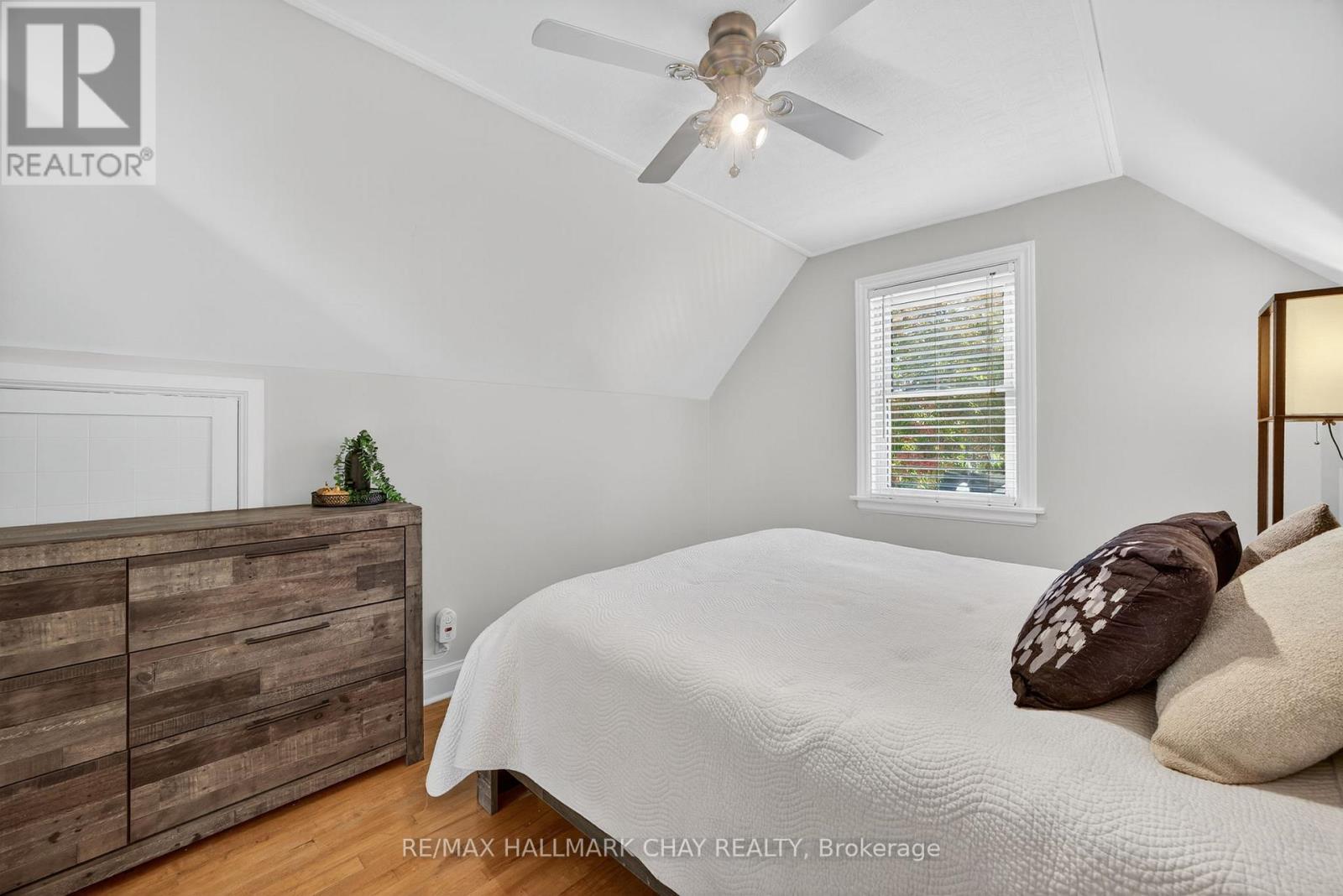 107 Peel Street, Barrie (Wellington), Ontario  L4M 3L5 - Photo 25 - S12678242