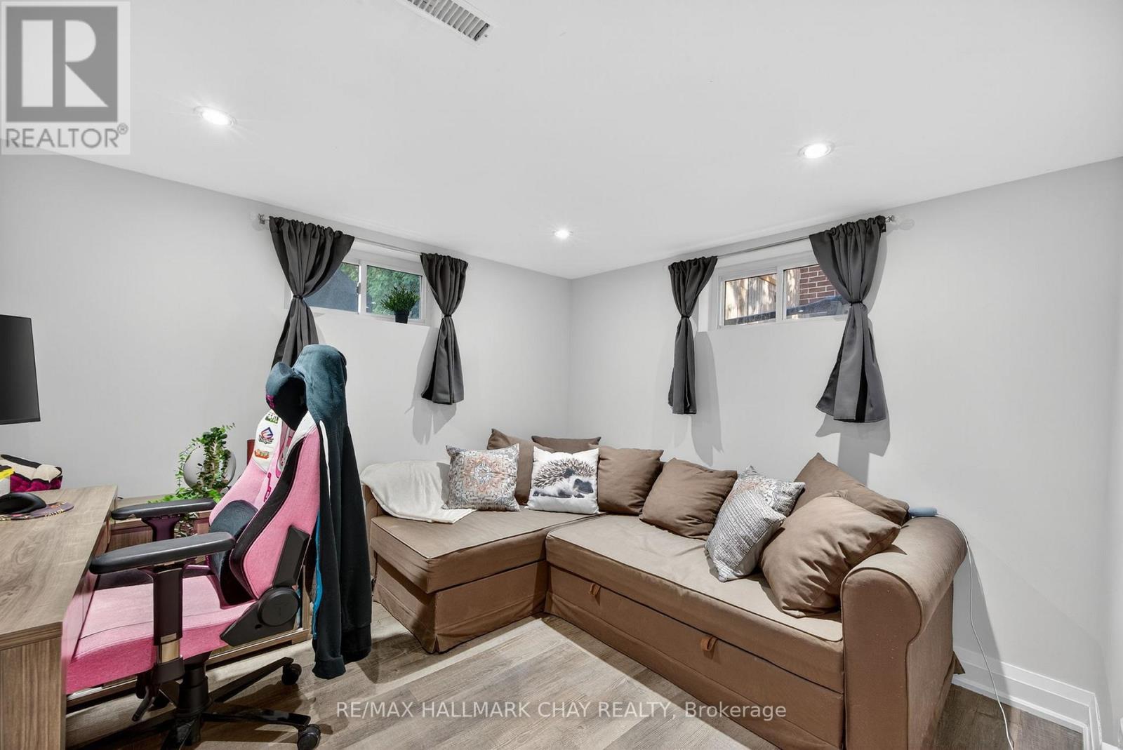 107 Peel Street, Barrie (Wellington), Ontario  L4M 3L5 - Photo 29 - S12678242