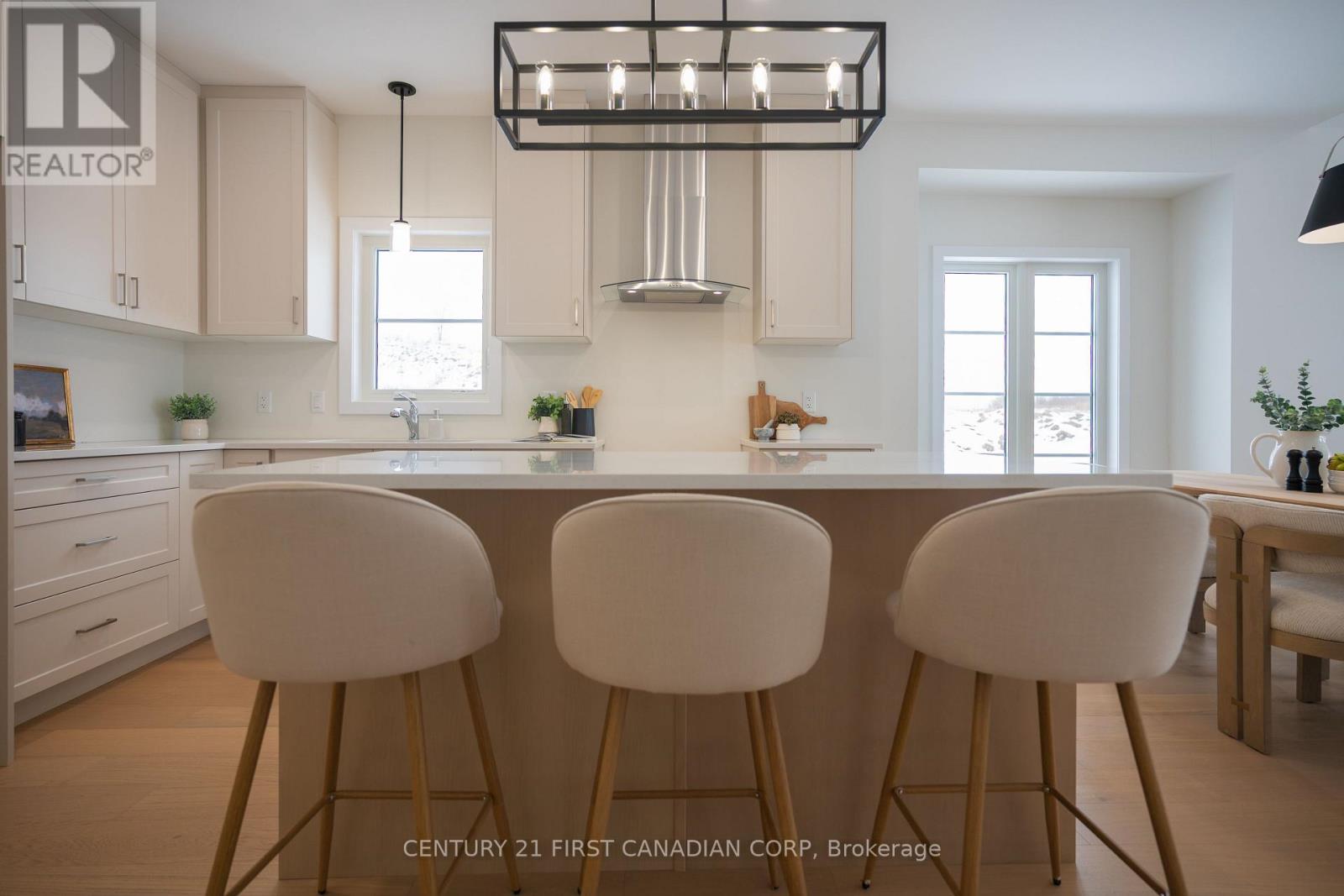 6673 Hayward Drive, London South (South V), Ontario  N6P 0H7 - Photo 5 - X12563774