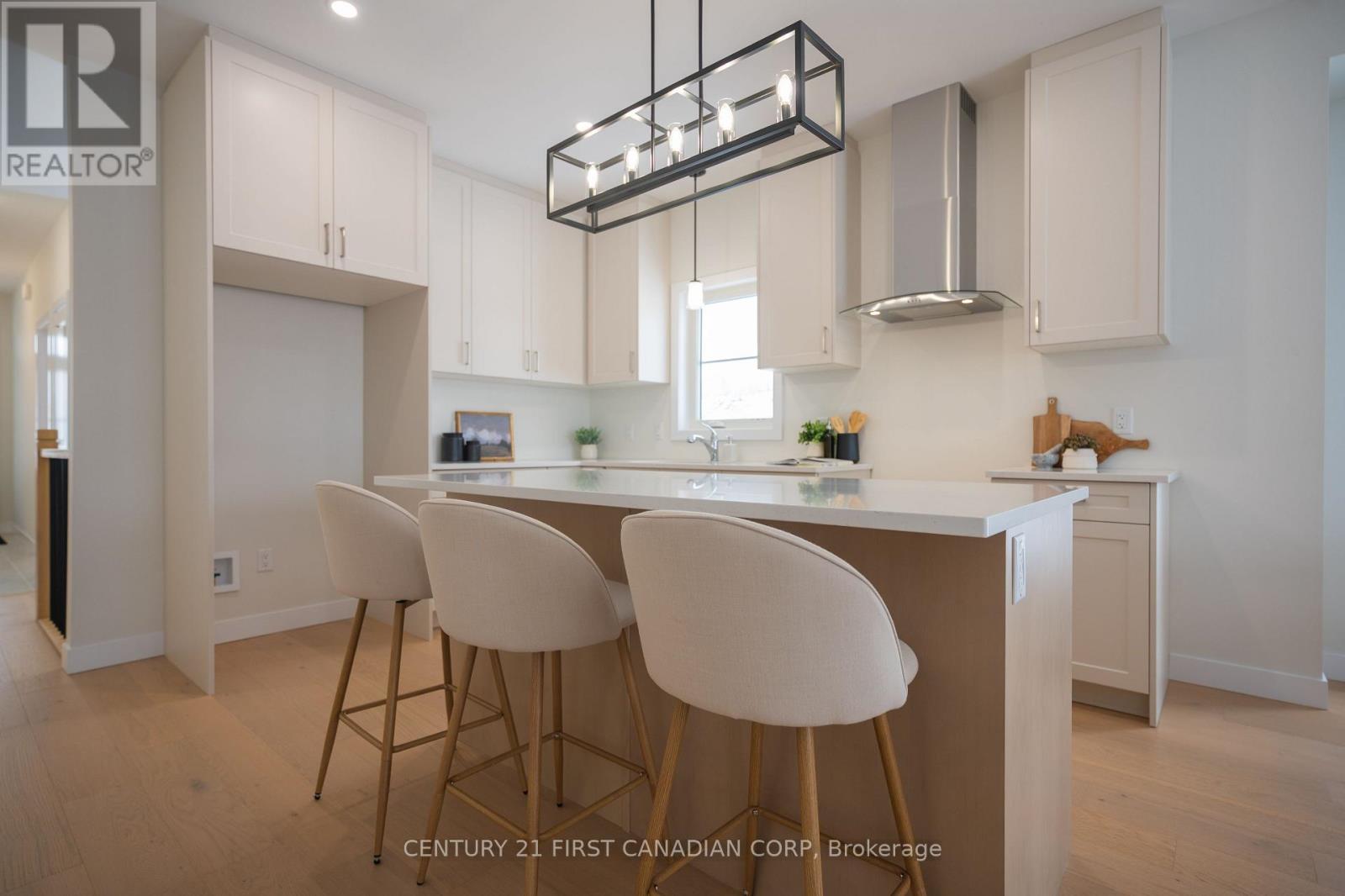 6673 Hayward Drive, London South (South V), Ontario  N6P 0H7 - Photo 4 - X12563774