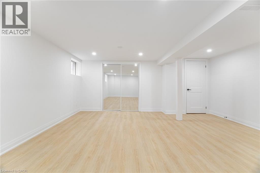 2392 Arnold Crescent, Burlington, Ontario L7P 4G3 - Photo 32 - 40797090