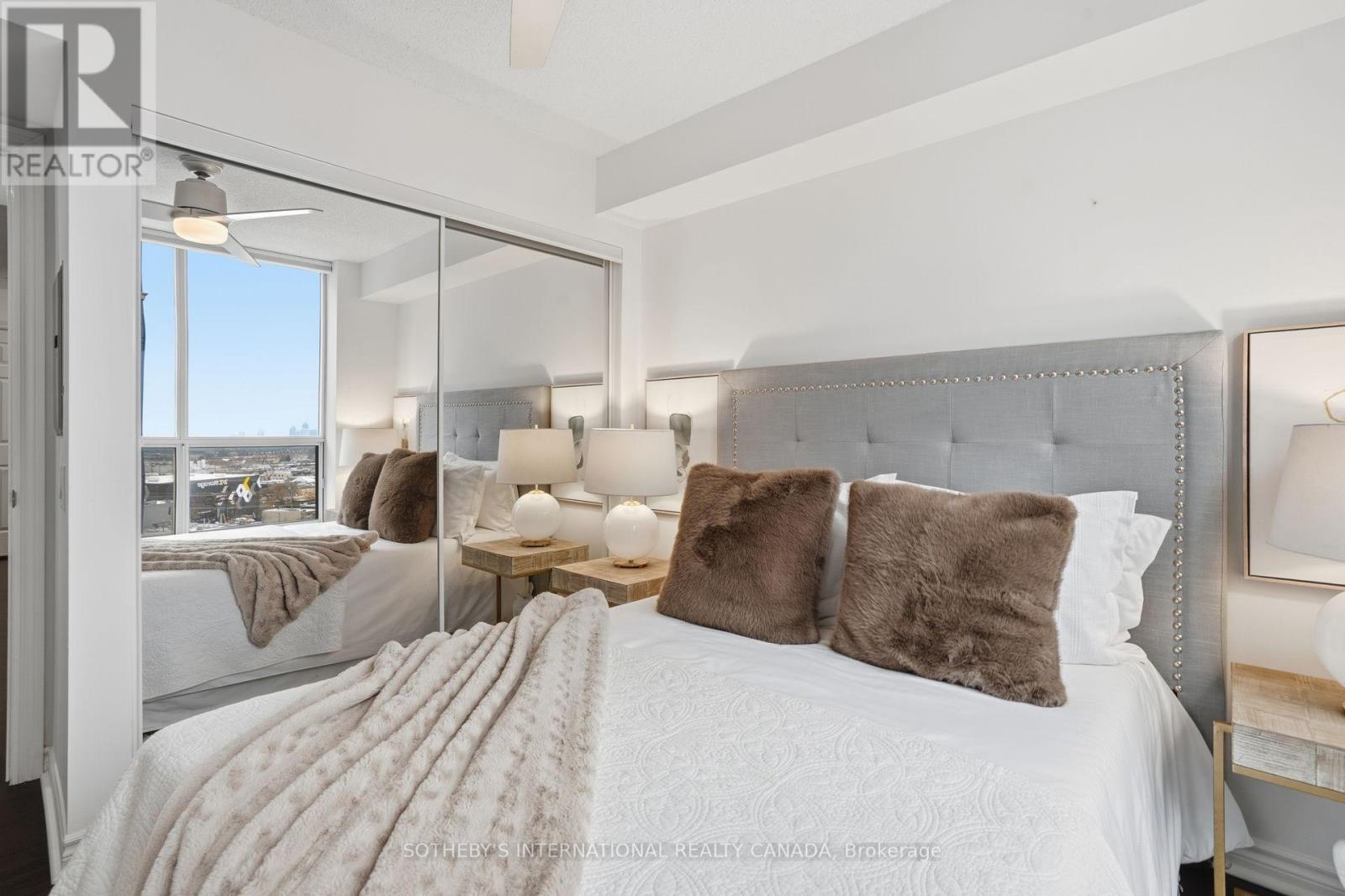 1210 - 5229 Dundas Street W, Toronto, Ontario  M9B 6L9 - Photo 33 - W12678208